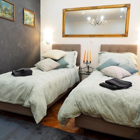 Deluxe Zoya Centar Apartment Pula Bilik gambar