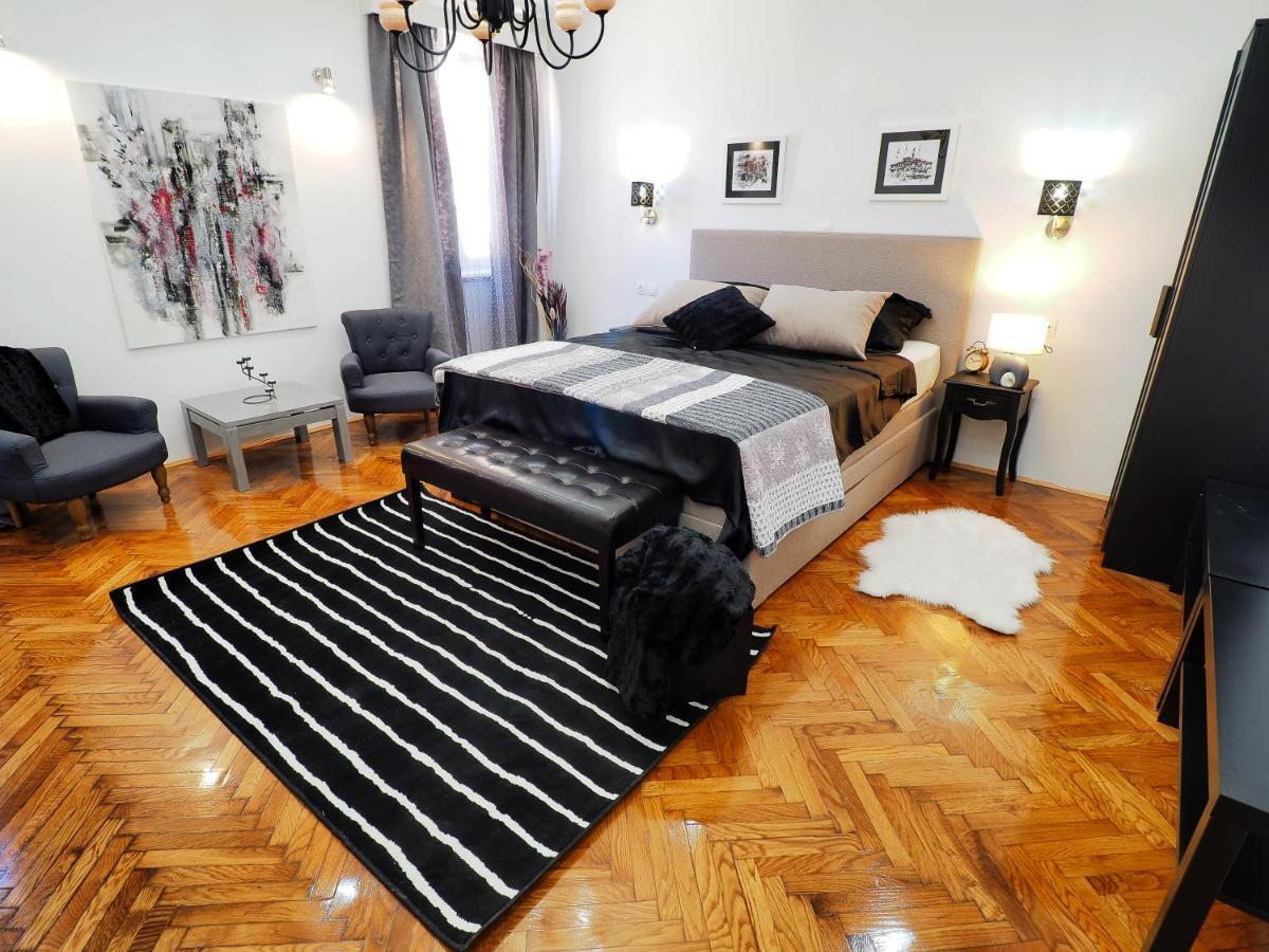 Deluxe Zoya Centar Apartment Pula Bilik gambar